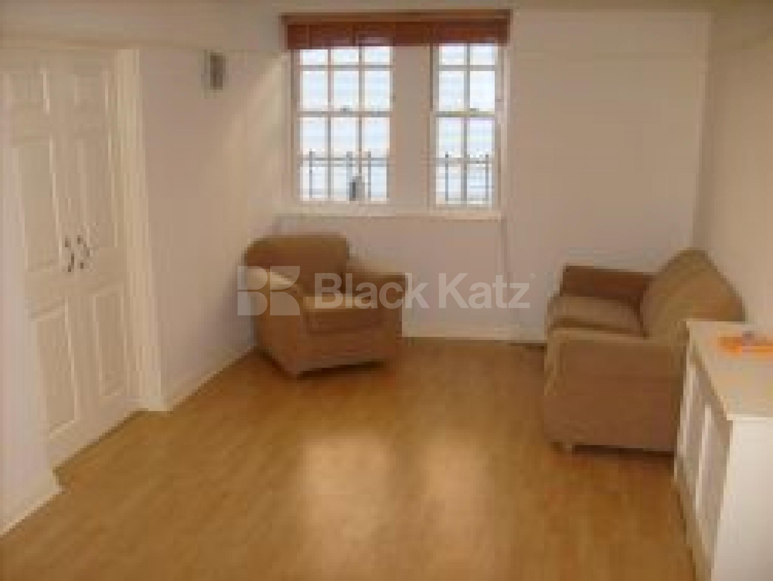 			1 Bedroom, 1 bath, 1 reception Flat			 Cleveland Grove, Whitechapel E1